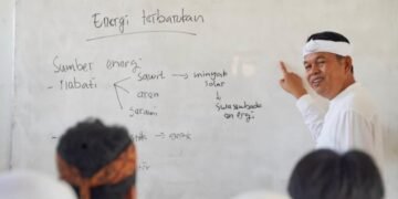 Awas Titipan di Sekolah Maung, Gubernur Jabar Ancam Copot Kepala Sekolah dan Publikasi Orang Tua