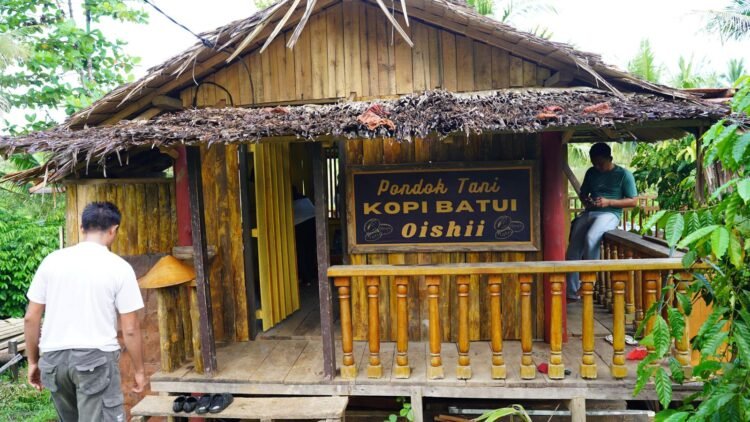 Dari Petani Lokal Menjadi Inspirasi: Kisah Sukses Kopi Batui Oishii Bersama PLN UIP Sulawesi